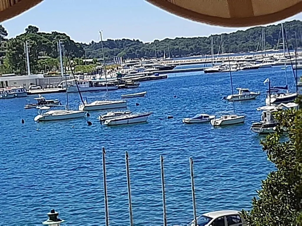 Apartment Adriatic Sea View Zoe Rovinj 0*,