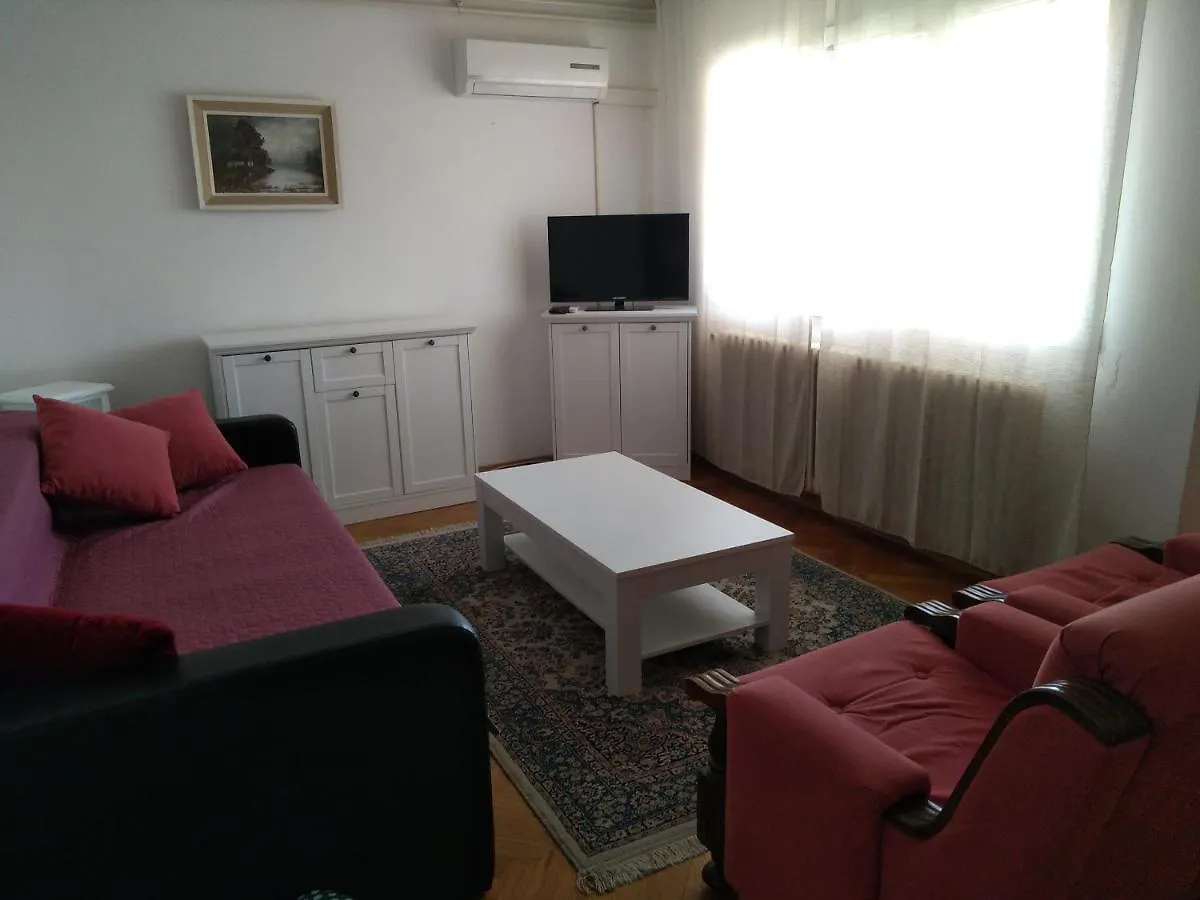 Apartment Adriatic Sea View Zoe 罗维尼